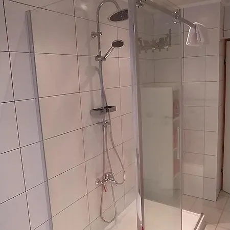 An Der Ruwer, 公寓 特里尔