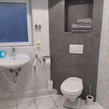 公寓 An Der Ruwer, *